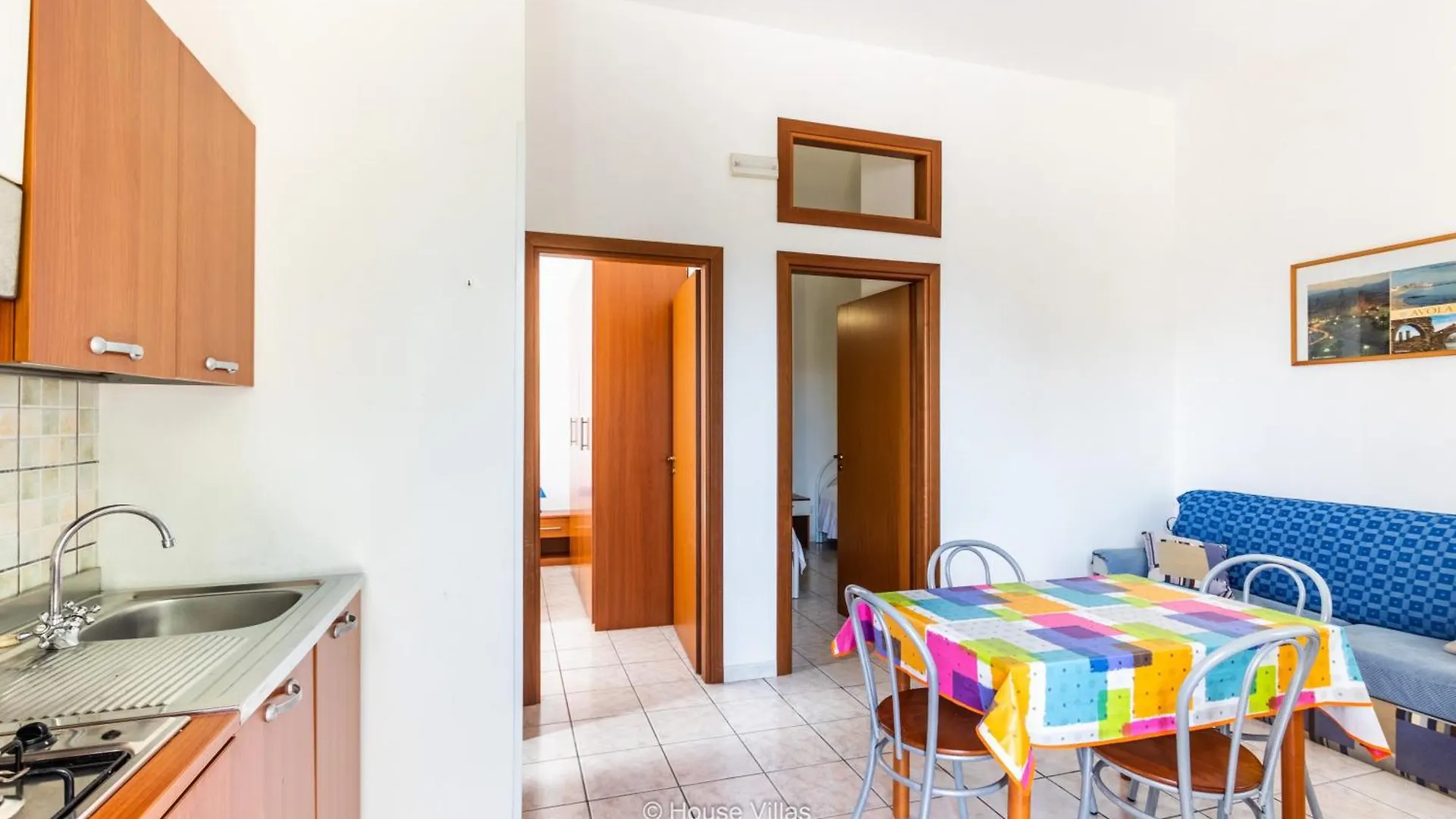 בית נופש אבולה House & Villas - Miramare Exclusive Lodge איטליה