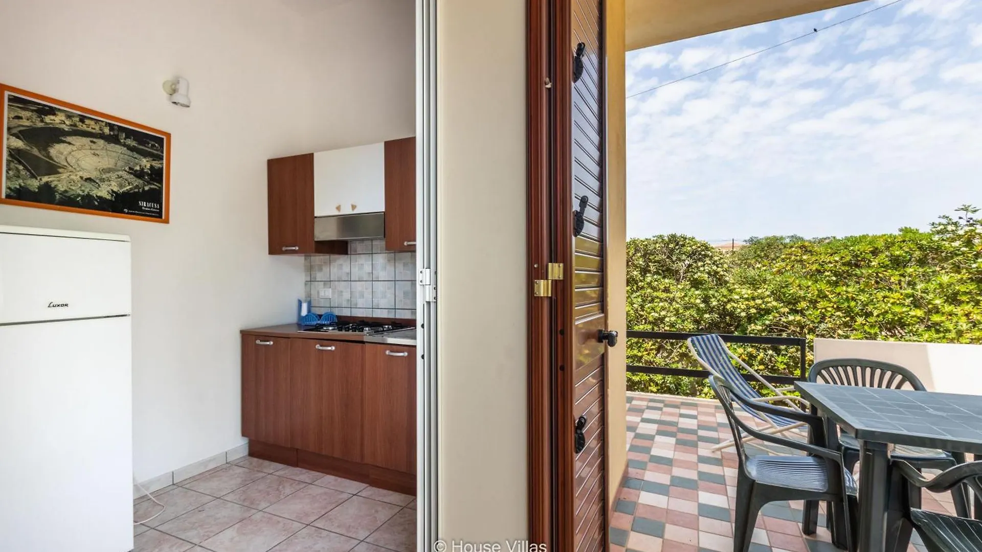 אבולה House & Villas - Miramare Exclusive Lodge