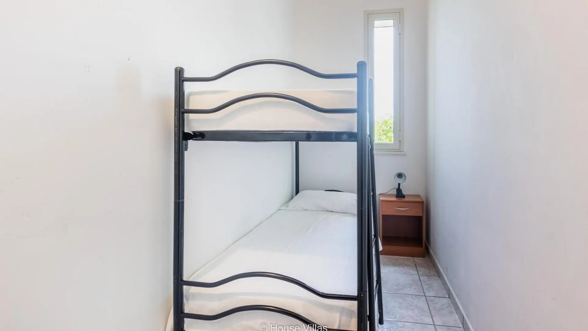 אבולה House & Villas - Miramare Exclusive Lodge בית נופש