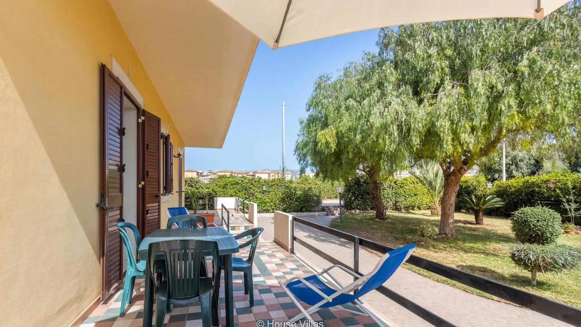 אבולה House & Villas - Miramare Exclusive Lodge